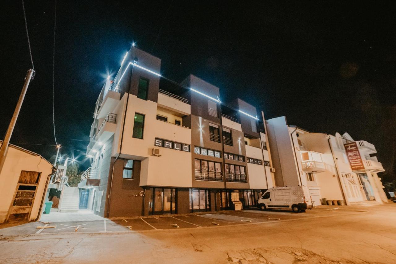 San-Mar Apartments Tuzla Esterno foto